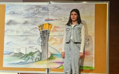 Sudjelovanje naše učenice na glazbeno–scenskoj večeri za mlade “Hrvatska je riječ koju naučih od majke” u Tjednu sjećanja na Vukovar i Škabrnju 2025. u Splitu